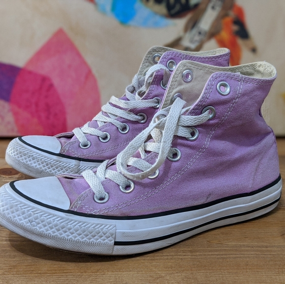 violet high top converse